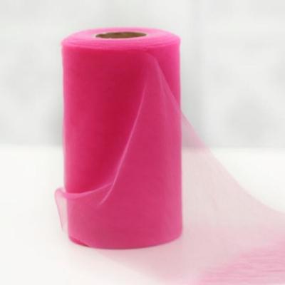 China Poliéster Tulle suave Rolls del llano del modelo del sello 100 yardas de material de la organza en venta