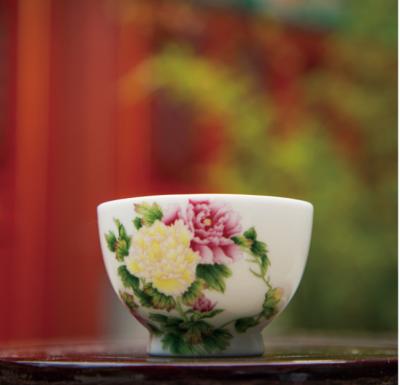 China Traditional An Antique Chinese Porcelain Bowl Enameled Porcelain Painted Royal Peony Flower Porcelain for sale