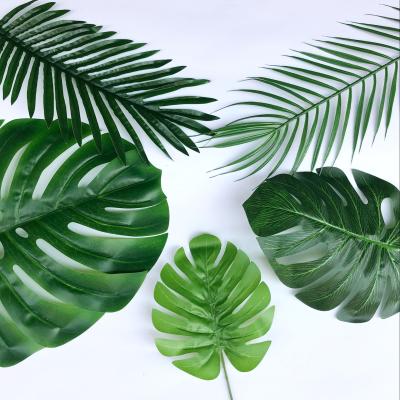 China Wedding hot sale outdoor decoracion Para plantas green artificiales for sale