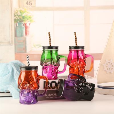 China Wholesale Packaging Skeleton 450ml 14oz Head Mason Skull Stonecutter Glass Cans Beverage Glass Cup Jar for sale