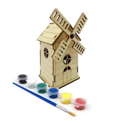 China Eco-friendly Customized Professional Kids Educational Children Paint And Build Wooden Hand Crank Music Box for sale