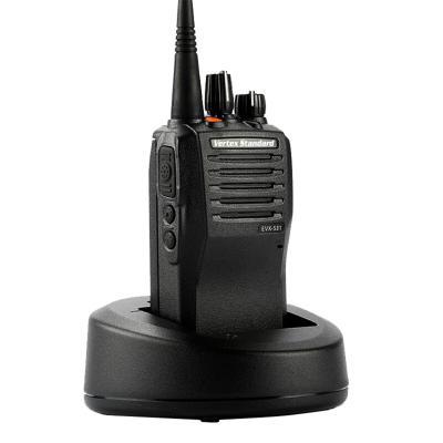 China Dmr Walki Talki Promotional Long Distance Walkie Talkie Set For Summit Standard 2300mah Li-ion for sale