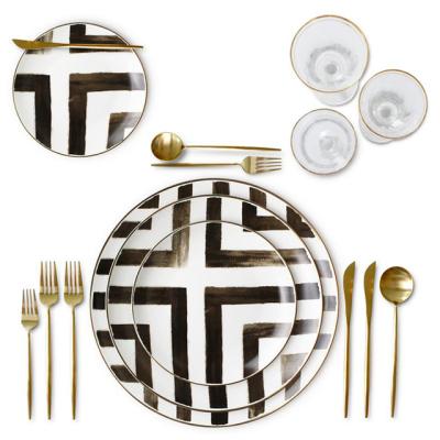 China Stocked Crossroads Design Bone China Dishes Wedding Black And White Dishes for sale