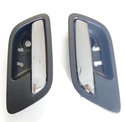 China New Pairs Inner Interior Rear Car Door Handle For 07-13 Cadillac Escalade Chevrolet GMC 22855643 22855637 OEM Standard for sale