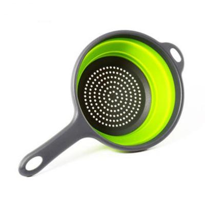 China New Design Food Grade Kitchen Bowl Colander Plastic Folding Food Strainer With Long Handle for sale