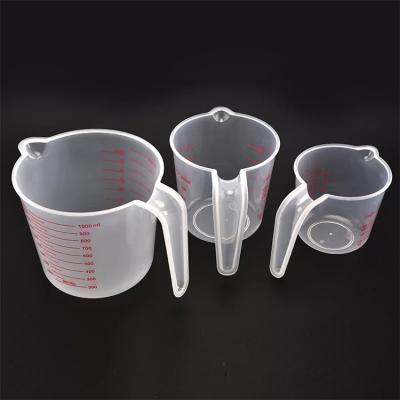 China Stocked 250/500/1000ml Measuring Cup Tool High Quality Plastic Cooking Cup Set For Kitchen for sale