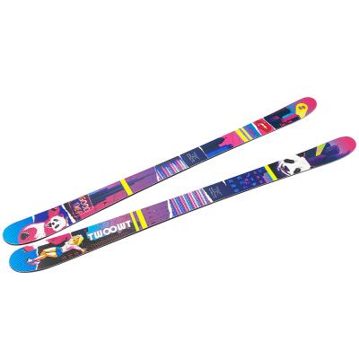 China Wood Hollow 2 Layers Biaxial Fiberglass Funfishing Skiing Snowboard Cross Country Hot Sale Adult Classic Ski for sale