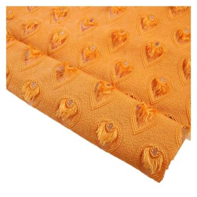 China Good Quality Feather Shrink-Resistant 100% Polyester Yarn Dyed Woven Jacquard Fabric for sale