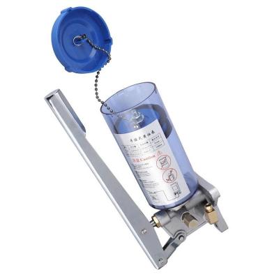 China Automotive Industry LSG-05 LSG-08  Manual Lubricating Pump Hand Operated Grease Lubricator 6mm Outlet 500CC 800CC Lubricating  Thick Oil Pump for sale