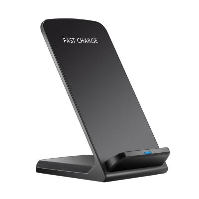 China 2019 Mobile Phone Amazon Best-selling Fast Wireless Charger Smart Wireless Charger Stand SMACAT 10w 3 IN 1 Multi-ifuction Charger for sale