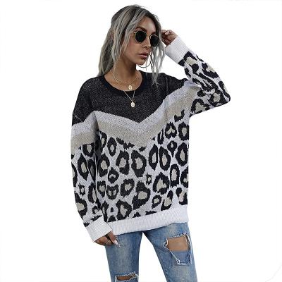 China Anti-wrinkle Autumn Leopard Print Stitching Contrast Color Loose Round Neck Knitted Sweater Women's Winter Pullover for sale