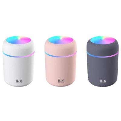 China Mini 300ml h2o Jet Aroma LED Essential Oil Diffuser Car USB Humidifier Dual Feel Comfortable Portable Lightweight Mist Humidifier Wet Air Humidifier for sale