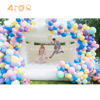 China Best 0.55mm PVC tarpaulin+oxford inflatable wedding bouncer house for sale,inflatable bouncy castle white bouncer castle for wedding for sale