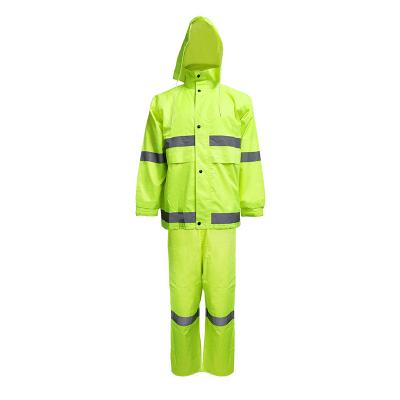 China Waterproof High Visibility PVC Rain Suit Jacket Reflective Road Workers Safety Hi Viz Traffic Hi Vis Raincoat With Hooded for sale