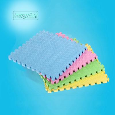 China Toy Feiqitoy Size Customized XPE Educational Eco-friendly Leather Game Mat Folding Climbing Mat Playmat for Kids Easy to Storage for sale