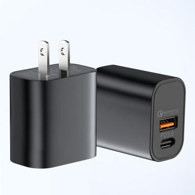 China 2021 New Wholesale Mobile Phone On Wall Dual Port Charger Stock 20w Super Charging USB Charger Fast Charging Adapter for sale