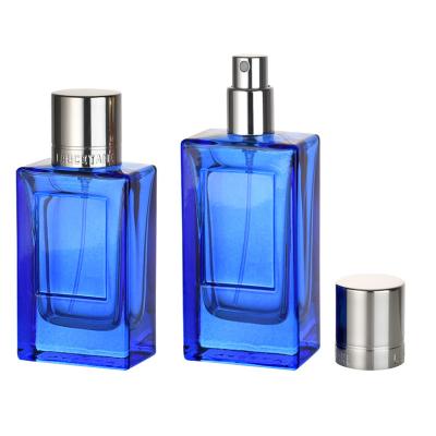 China Elegant Custom Parfum Glasfles Luxe Parfum Fles Stijlvolle vorm Met Crimp Spray Pump Te koop