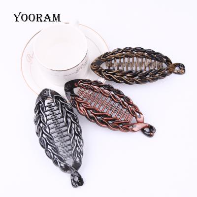 China Fish Shape Pearl Rhinestone Hair Claw Cut Hair Jewelry Banana Barrettes Hairpins Hair Accessories For Women Shuaqi Clips for sale