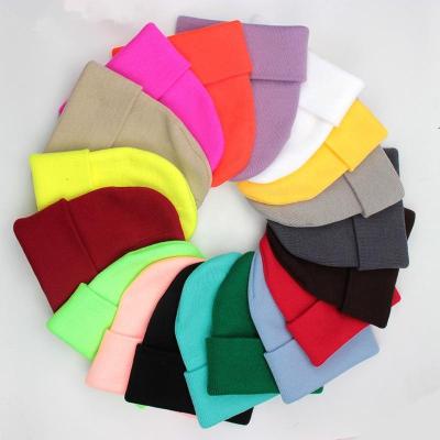 China JOINT Solid Unisex Warm Knitted Hats Gorro Ski Caps Beanie Hat Men Women Autumn Winter Wool Blends Soft 24 Colors Beanies for sale