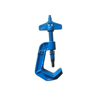 China PE Barbed Fit Pipe System Drip Irrigation Plastic Hole Puncher, Hole Cutter for sale