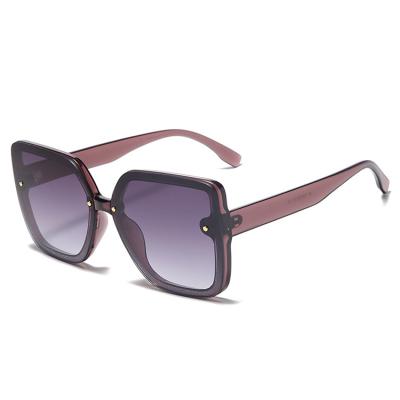 China Fashion Sunglasses Wholesale Retro Women Sun Glasses PC Glass Sun Glass Frame Large for sale