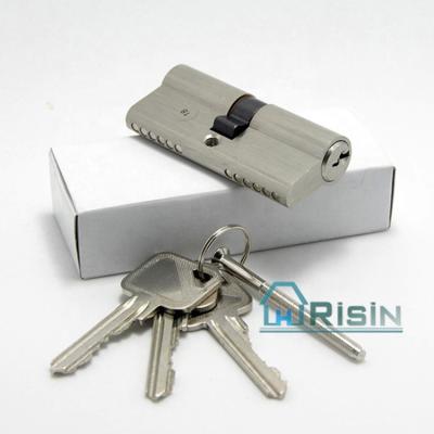 China Front Door Privacy Door Satin Brass Cylinder Lock With Normal Key for sale