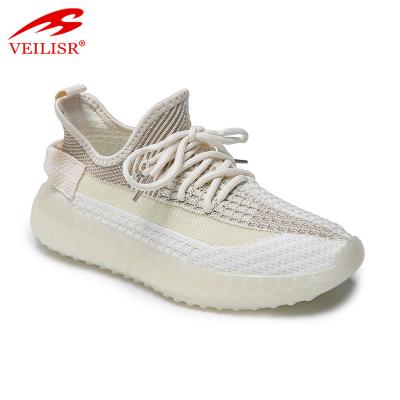 China Soft Sole Breathable Lightweight Shoes Ladies Breathable Sneakers for sale