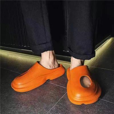 China 2021 Fashion New Trend Baotou Couple Slippers Hole Non-slip Shoes for sale