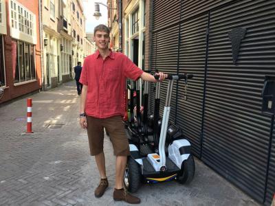 China Vespas de equilibrio del uno mismo de Segway, batería de litio de la vespa eléctrica del camino en venta