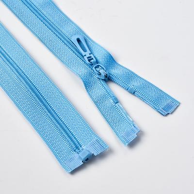 China Factory Price Auto Lock 3# Open End Blue Polyester Long Chain Nylon Color Zipper for sale