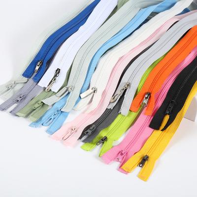 China Auto Lock 3# Multicolor Custom Nylon Zipper For Cycling Tank Top Hoodies Tracksuit for sale