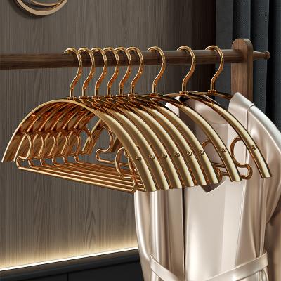 China Wardrobe The New Hangers Gold Luxury Hangers Hanger Clothes for sale