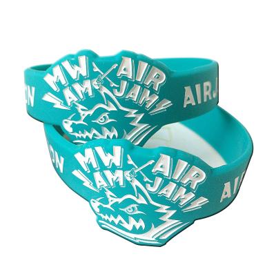 China Cheap Custom Europe 3D Silicone Wristband With Printed Logo for sale