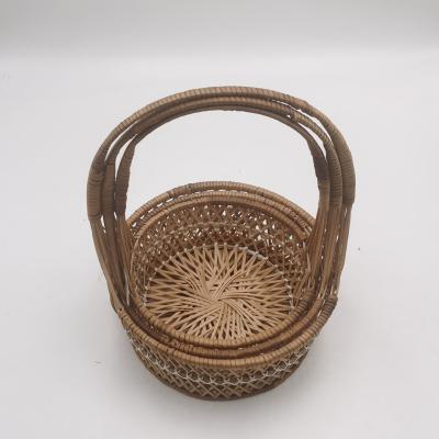 China High Popularity Weave Sustainable Handmade Small Oval Fruit Food Wicker Rattan Storage Basket for sale