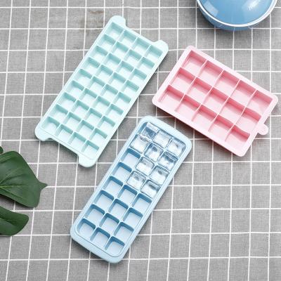 China Viable Custom Ice Cube Tray Portable Easy Release Ice Cube Tray for sale