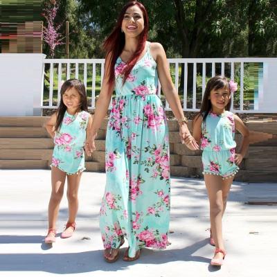 China Anti-wrinkle mother and daughter loral floral print beach vest matching clothes sleeveless casual dress romper long maxis dress outfits for sale