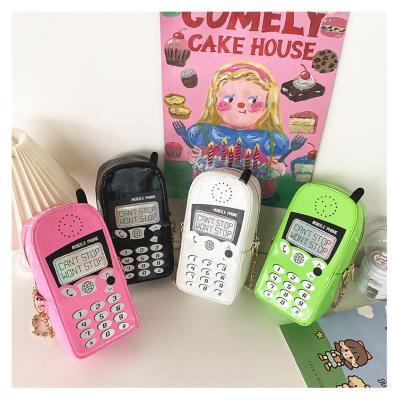 China Cute Kids Vintage Creative PU Purses Mobile Phone PU Laser Bags For Girls for sale