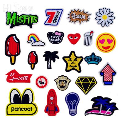 China Custom 3D Heat Press Badge Embroidery Patch, Iron On Patch Applique For Apparel for sale