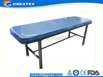 Chine Tableau plat de divan d'examen d'hôpital de Tableau de massage avec les oreillers (GT-EXC11) à vendre