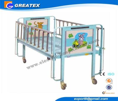 China CE approved Manual child / infant hospital bed / bassinet with four casters for sale