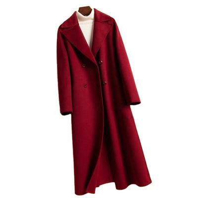 China Breathable MTM women coat in winter for sale