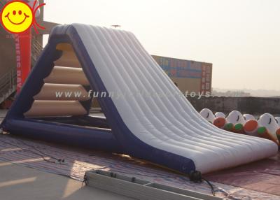 China Diapositiva hermética flotante inflable gigantesca de la aguamarina del tobogán acuático del PVC de 0.9m m en venta