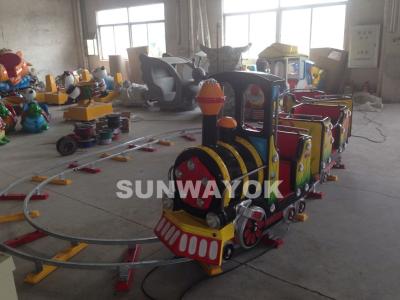 China El Kiddie precioso monta el tren inflable de Halloween de la máquina del equipo de la diversión en venta