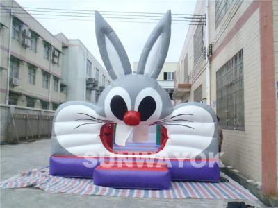 China Las gorilas inflables comerciales del Lagomorpha lindo, salto inflable gigante juegan en venta