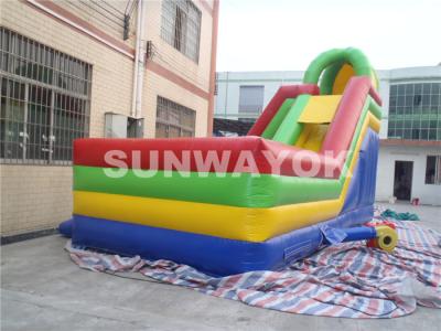 China Carrera de obstáculos inflable comercial enorme de la resistencia ULTRAVIOLETA para hacer publicidad en venta