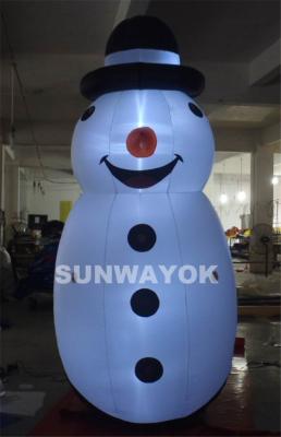 China Modelo inflable de la publicidad de la Feliz Navidad LED Snownan para la decoración al aire libre en venta