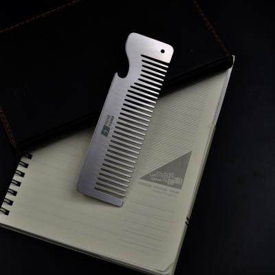 China Handmade and Long Lasting Custom Made Metal Comb with Black Metal Bottle Opener Comb Men's Mini Metal Comb for sale