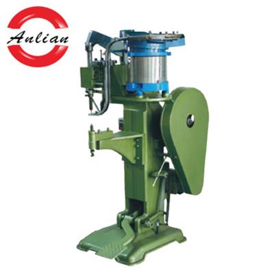 China Single rivet riveting pneumatic vertical core pulling rivet gun grade stainless steel hydraulic industrial rivet pulling machine for sale