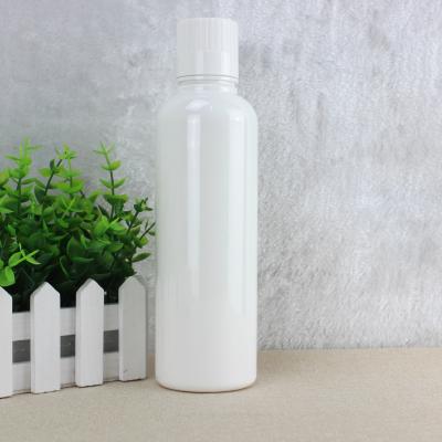 China Environmental Water Packaging 400ml 600ml PET Bottle With Free Samples for sale