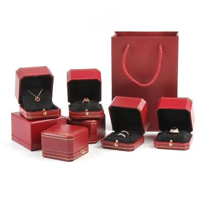 China High Quality Cardboard Box Jewelry Wedding Necklace Ring Box Leather Bracelet for sale